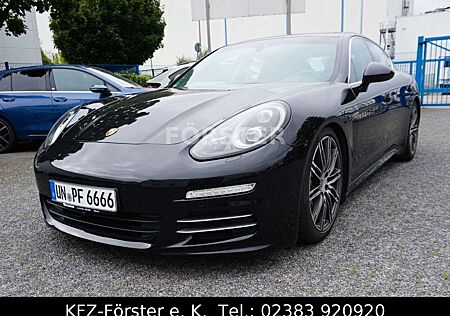 Porsche Panamera 4 S Inspektion + Reifen NEU