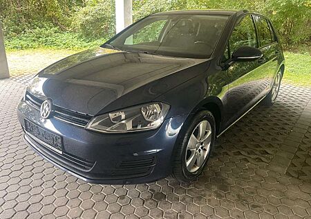 VW Golf Volkswagen VII Lim. Comfortline BMT