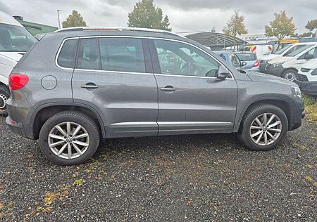 VW Tiguan Volkswagen 2.0 TDI Lounge Sport & Style BMT 4Motion