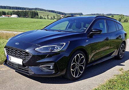 Ford Focus Turnier ST-LINE Automatik 2.0 EcoBlue