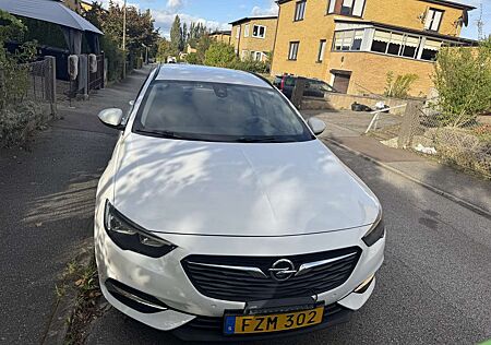 Opel Insignia gebraucht kaufen Opel Insignia Sports Tourer 1.6 Diesel Business Edition