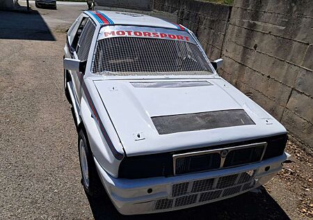Lancia Delta HF 4 WD integrale race car