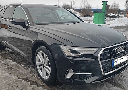 Audi A6 Avant 40 TDI S tronic advanced