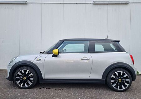 Mini Cooper SE Trim XL Pano/Leder/1.Hd/LED