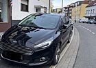 Ford S-Max 2.0 TDCi Titanium