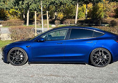 Tesla Model 3 Long Range 4WD Dual Motor AHK, KW Fahrwerk uvm