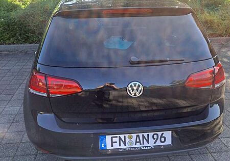 VW Golf Volkswagen 1.2 TSI BlueMotion Technology Cup