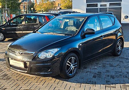 Hyundai i30 blue 1.4 Comfort * TüV NEU* 1. Hand * ToP *