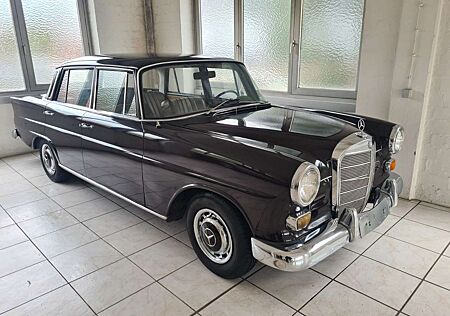 Mercedes-Benz 230 US California ""