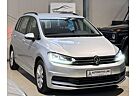 VW Touran Volkswagen Comfortline LED/ACC/NAVI/MASSAGE/ALCANTAR
