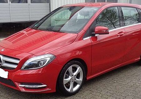 Mercedes-Benz B 250 7G-DCT Urban*AHK*Xenon*Navi*Park-Asisst*PDC+