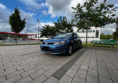 VW Golf Volkswagen VII 5-Türer 1.2 TSI BMT Trendline StHz