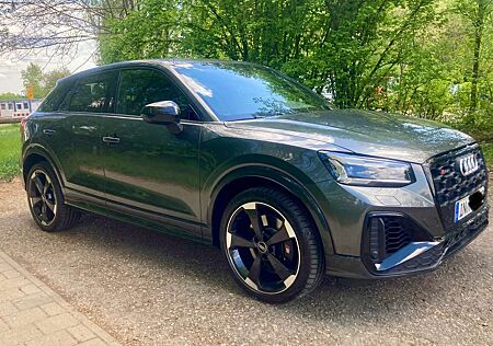 Audi SQ2 TFSI quattro S tronic, 8 fach;