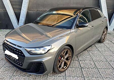 Audi A1 40 TFSI Sportback S tronic line