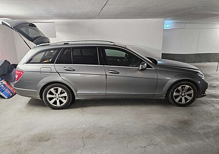 Mercedes-Benz C 220 T CDI DPF (BlueEFFICIENCY) 7G-TRONIC Elegance