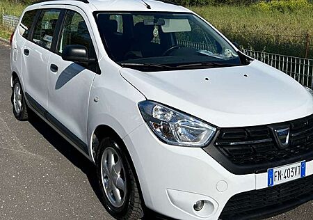 Dacia Lodgy dCi 90 Essential