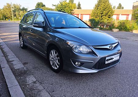 Hyundai i30 i30cw 1.6 CRDi