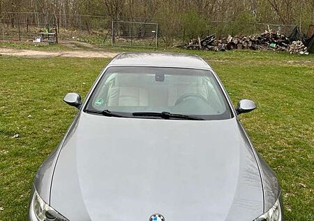 BMW 320i 320