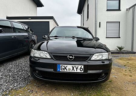Opel Vectra 1.8Sport