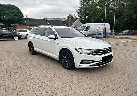 VW Passat Variant Volkswagen 2.0 TDI DSG Business *360*Kamera*Massage*Lane*ACC