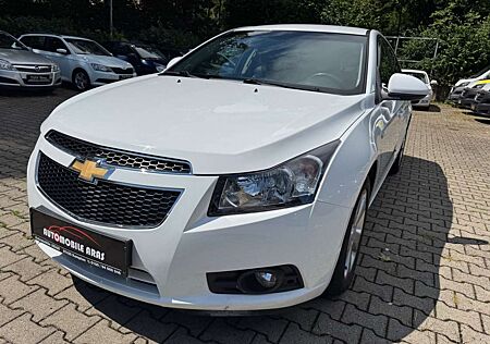Chevrolet Cruze 2.0 120 kW D KAT LTZ Tüvneu 1hand leder