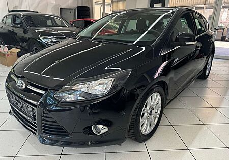 Ford Focus 1.6 EcoBoost *Titanium*