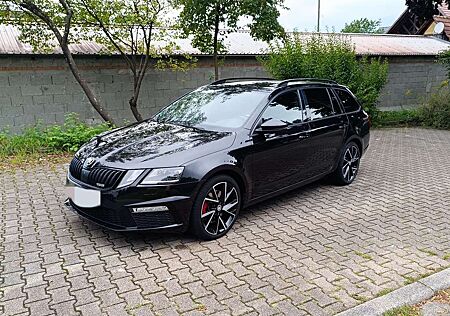Skoda Octavia Combi 2.0 TDI DSG RS