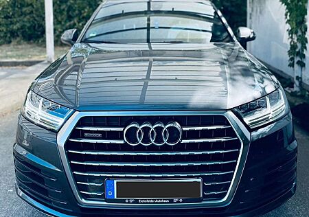 Audi Q7 3.0 TDI quattro tiptronic