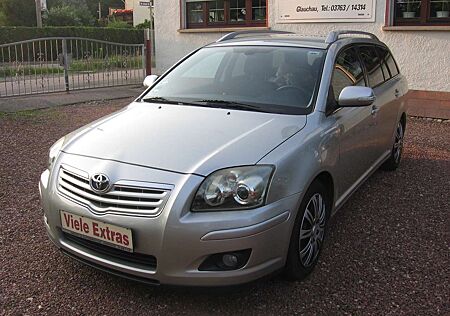 Toyota Avensis 2.0 VVT-i Combi Travel