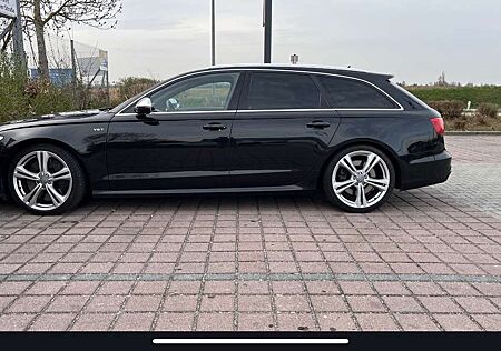 Audi S6 Avant