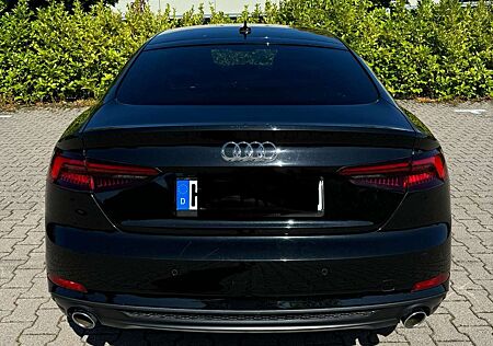 Audi A5 Sportfahrwerk - S-Line - Optikpaket Titanschwarz