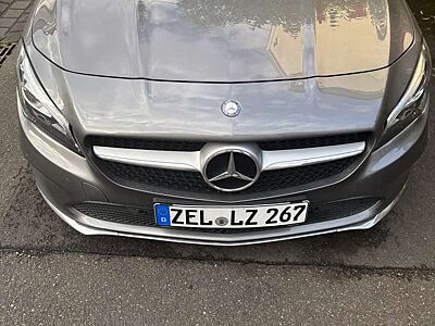Mercedes-Benz CLA 180 7G-DCT Urban