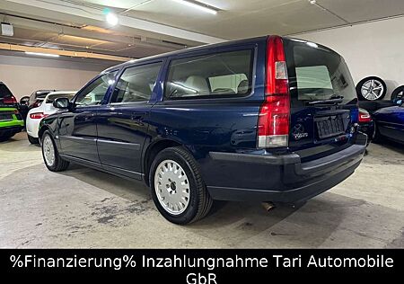 Volvo V70 2.4 T Premium -Scheckheft,1.Hand,104tkm