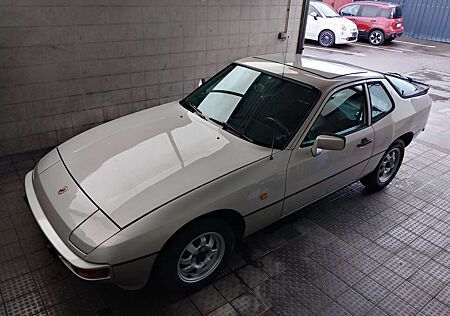 Porsche 924 2.0 Targa 92 kW. / 125 PS H-Kennzeichen
