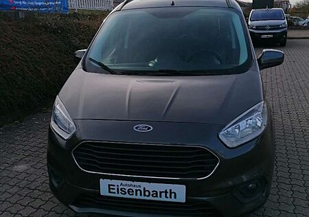 Ford Tourneo Courier 1.0 Titanium