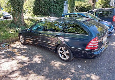 Mercedes-Benz C 200 T Kompressor Automatik Avantgarde Sport Edition