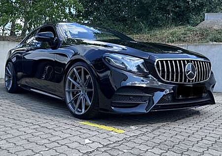 Mercedes-Benz E 400 4Matic Coupe 9G-TRONIC AMG Line
