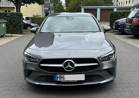 Mercedes-Benz CLA 200 7G-DCT Progressive
