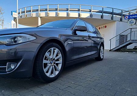BMW 530d 530 Touring Aut.