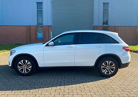Mercedes-Benz GLC 250 d 4Matic *Ahk*Shz*Pano-Dach*Navi*