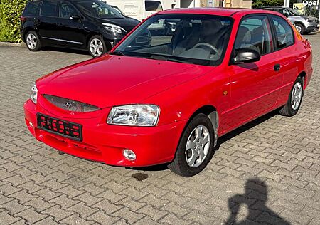 Hyundai Accent 1.3 GS // TÜV NEU // WENIG KM //