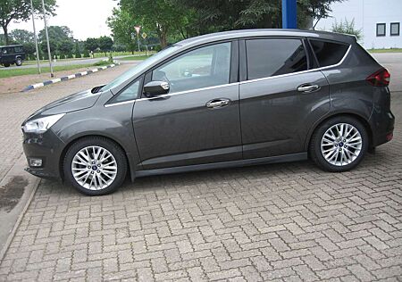Ford C-Max Titanium,Anhängekuppl Ganzjahresreifen.