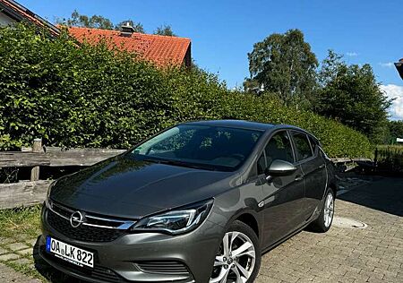 Opel Astra 1.4 Turbo Automatik Navi AHK Sitzh WKR