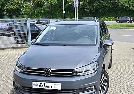 VW Touran Volkswagen 1.5 TSI Active DSG DAB Navi CarPlay Cam
