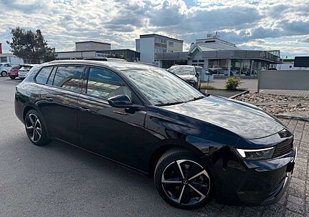 Opel Astra L ST Elegance 1.2 (130PS) RFK, SHZ, LHZ