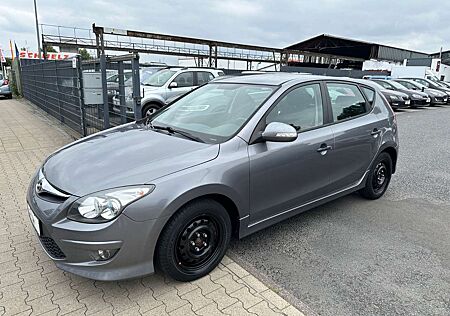 Hyundai i30 1.6 CRDi 66 kW Classic Klimaanlage/Sitzhzng.