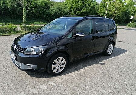 VW Touran Volkswagen 2.0 TDI DPF Comfortline