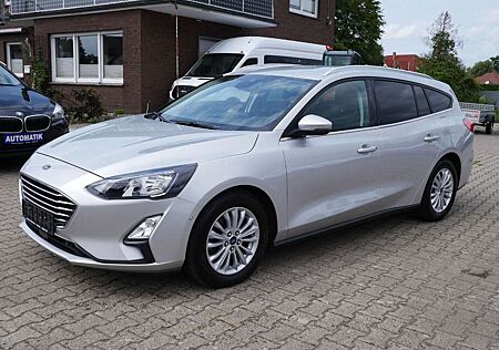 Ford Focus Turnier Titanium X AHK Navi Einparkassist