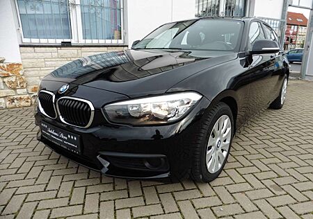 BMW 118 i 5 türer mit NAVI*PDC*SHZ*WR*Tempomat...