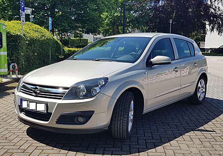 Opel Astra 1.8 Automatik Edition Plus